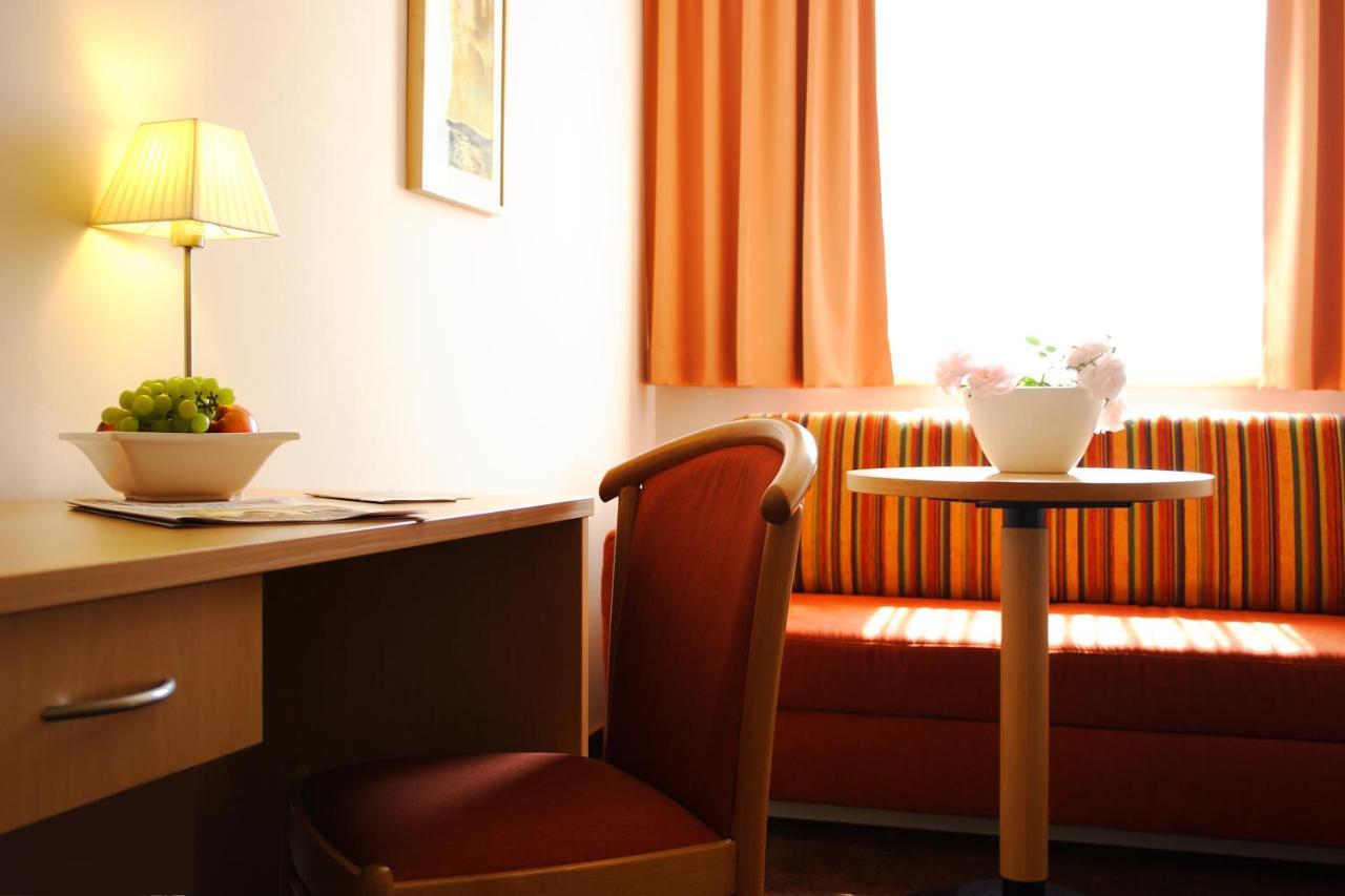 Hotel Luebsche Thorweide à Wißmar Extérieur photo
